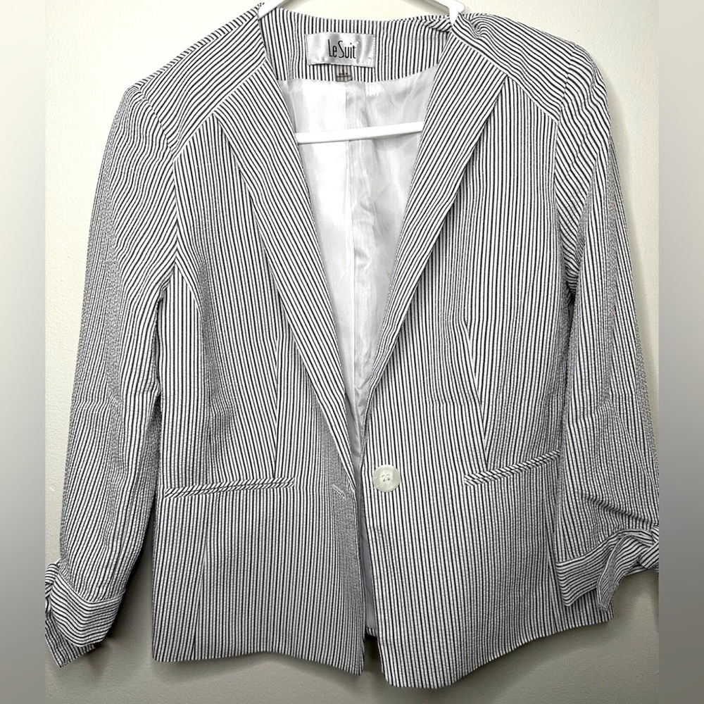 Le Suit The Hamptons Women's Blazer Suit Pin Stripe Professional Jacket Size 6